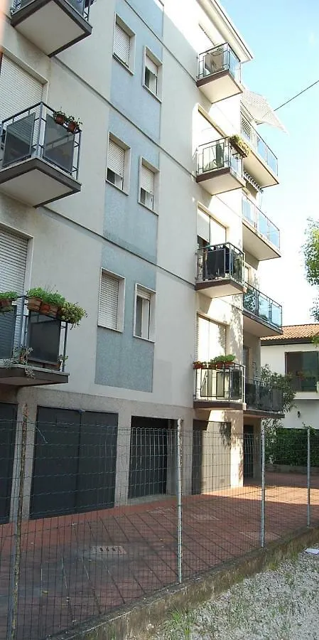 Laura Apartment Venice 4 P. 15 M To Venice Mestre Włochy